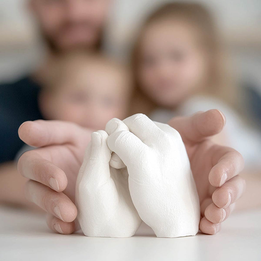 LOVE CAST KIT – Calchi 3D di mani con Alginato e Aqua Resin ecologica, sicura, effetto porcellana