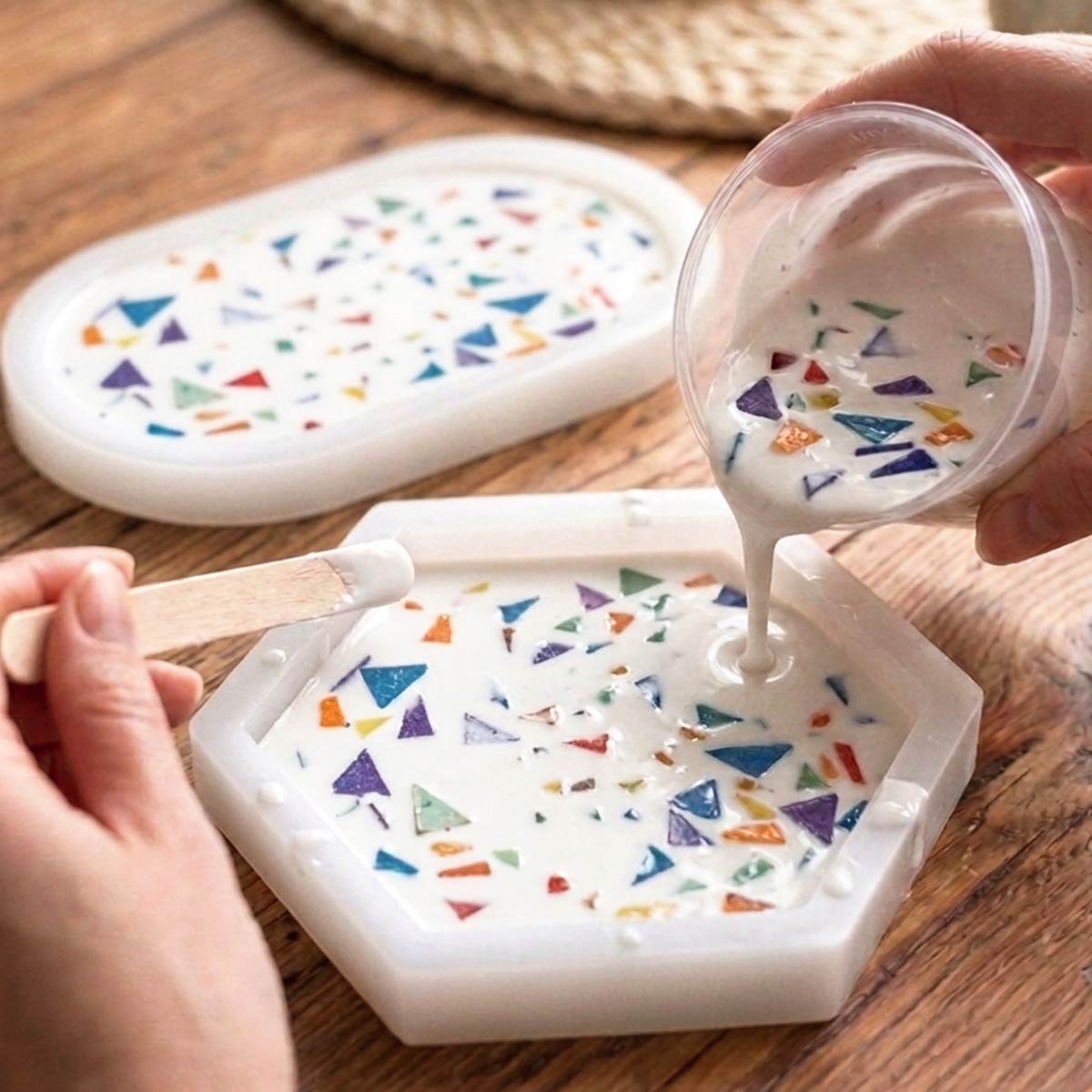 Terrazzo Aqua Kit [Bianco Carrara]: Design Pop e Luminoso con Chips Colorate - Aqua Resin
